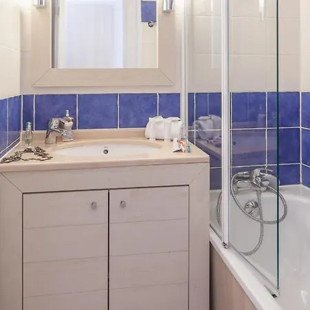 La Pinede 2/3p 6/7 Appartement Hyères