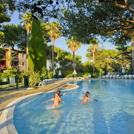 Appartement La Pinede 2/3p 6/7 Hyères